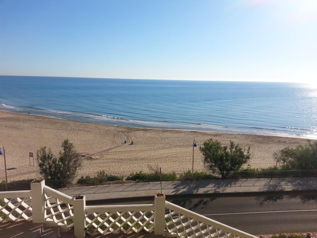La Calita Del Versalles Faro de Cullera Oda fotoğraf